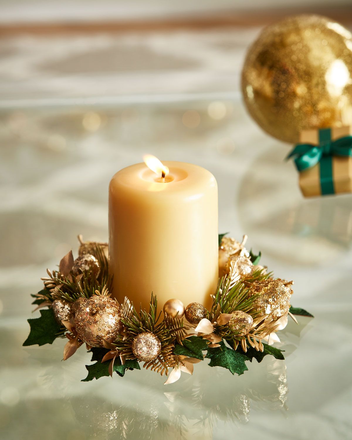 Large Farmhouse Christmas Candle Ring with glass Candle Holder