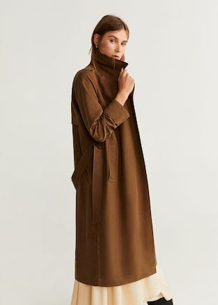 Flowy lapel trench