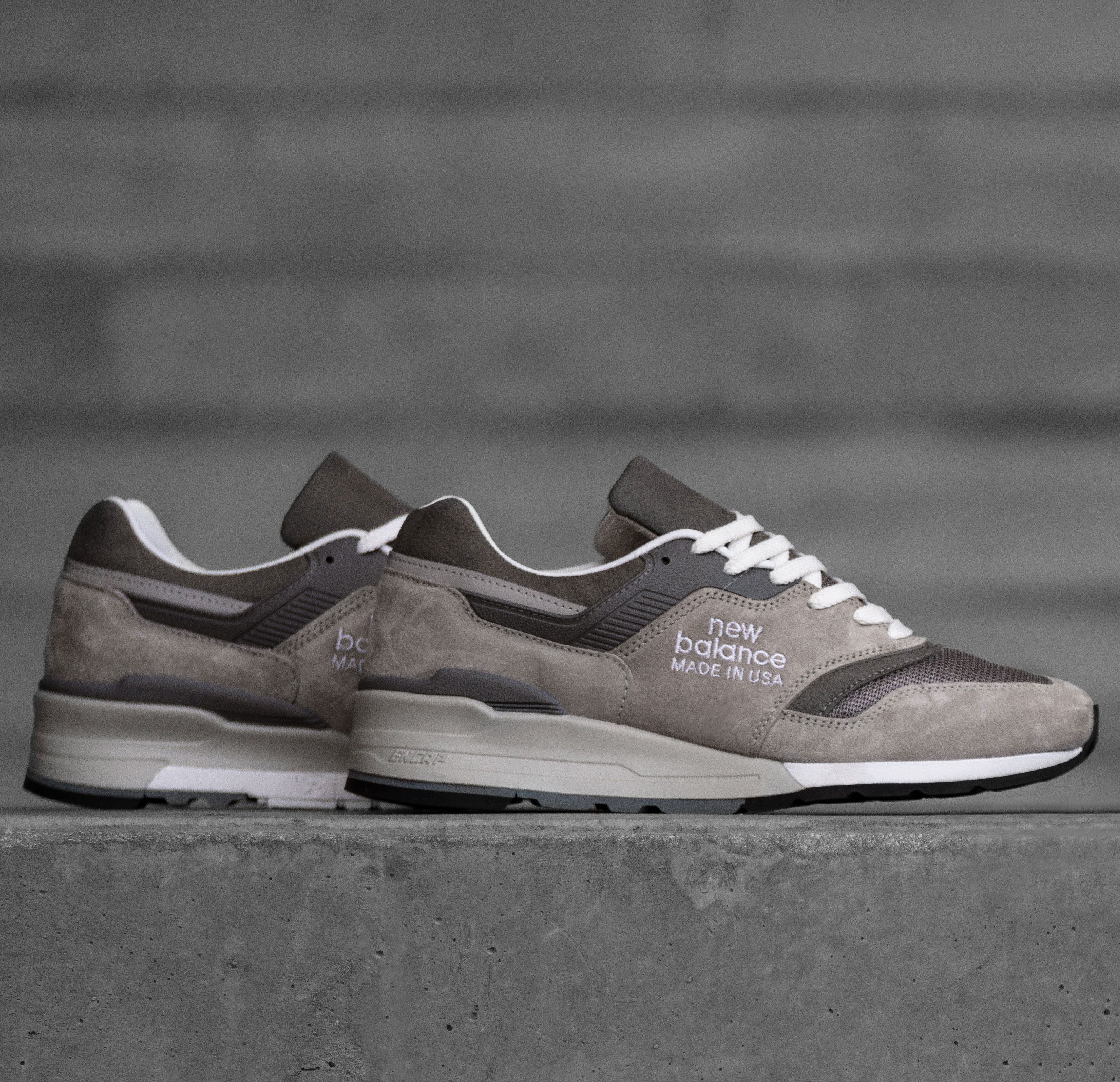 new balance 997s grey day