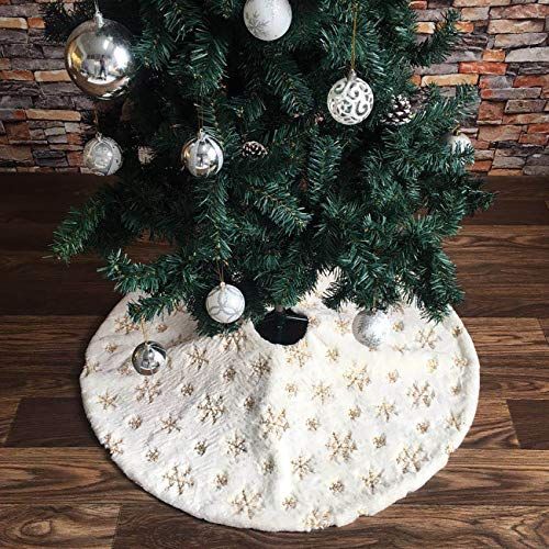 White Plush Tree Skirt With Gold Snowflake