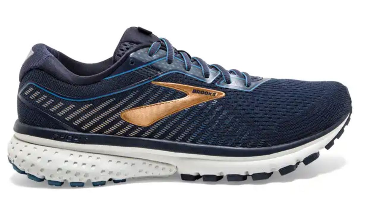 saucony shoes near me zip