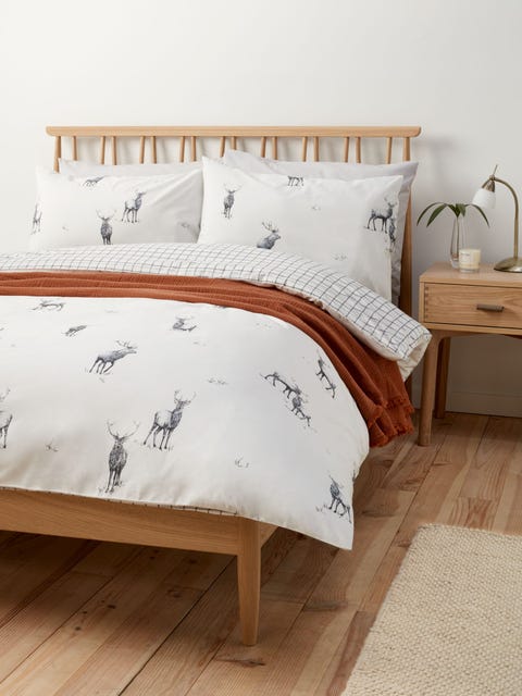 Best Christmas Bedding 17 Of The Best Christmas Duvet Sets To Shop