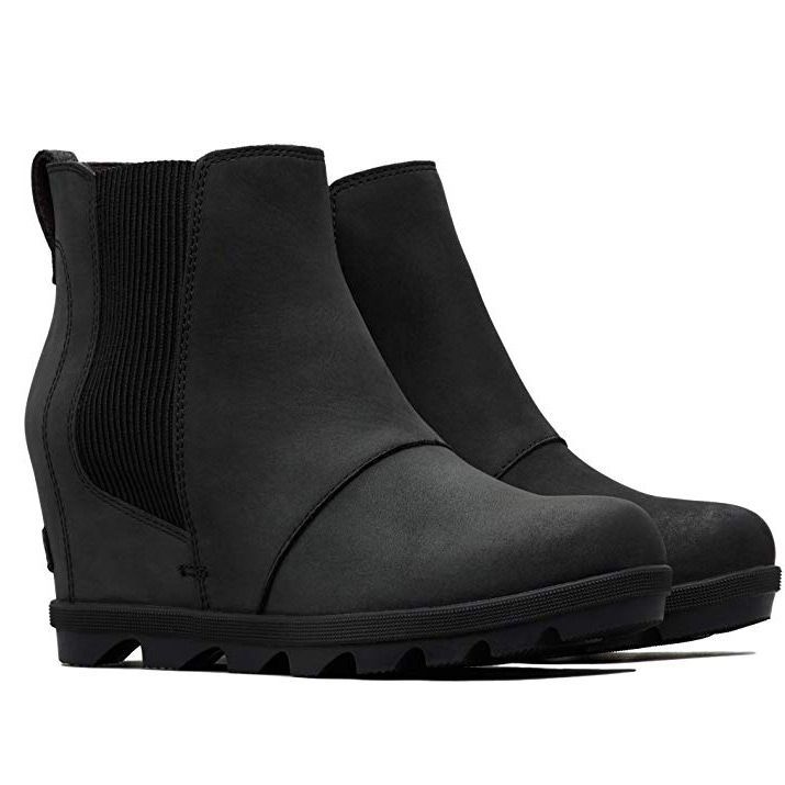 comfortable wedge boots for walking
