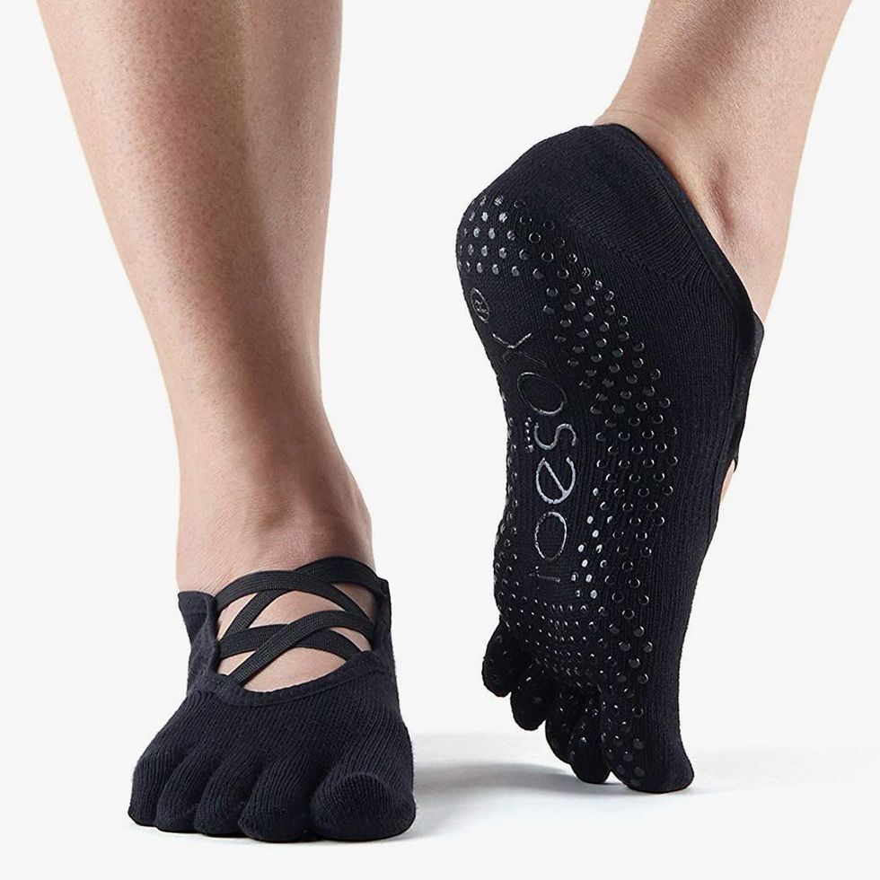 Toeless Non Skid Sticky Grip Yoga Socks Women Anti Slip Pilates Socks -  China Socks and Yoga Socks price