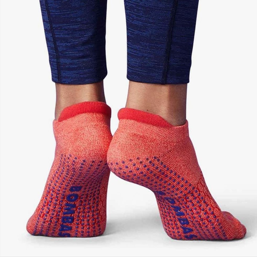 NEW - 2 Pairs Women's Yoga Low Cut Grippy Socks w/ Grips Anti Slip Grip  Bottom
