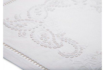 Cashmere Embroidered Tablecloth