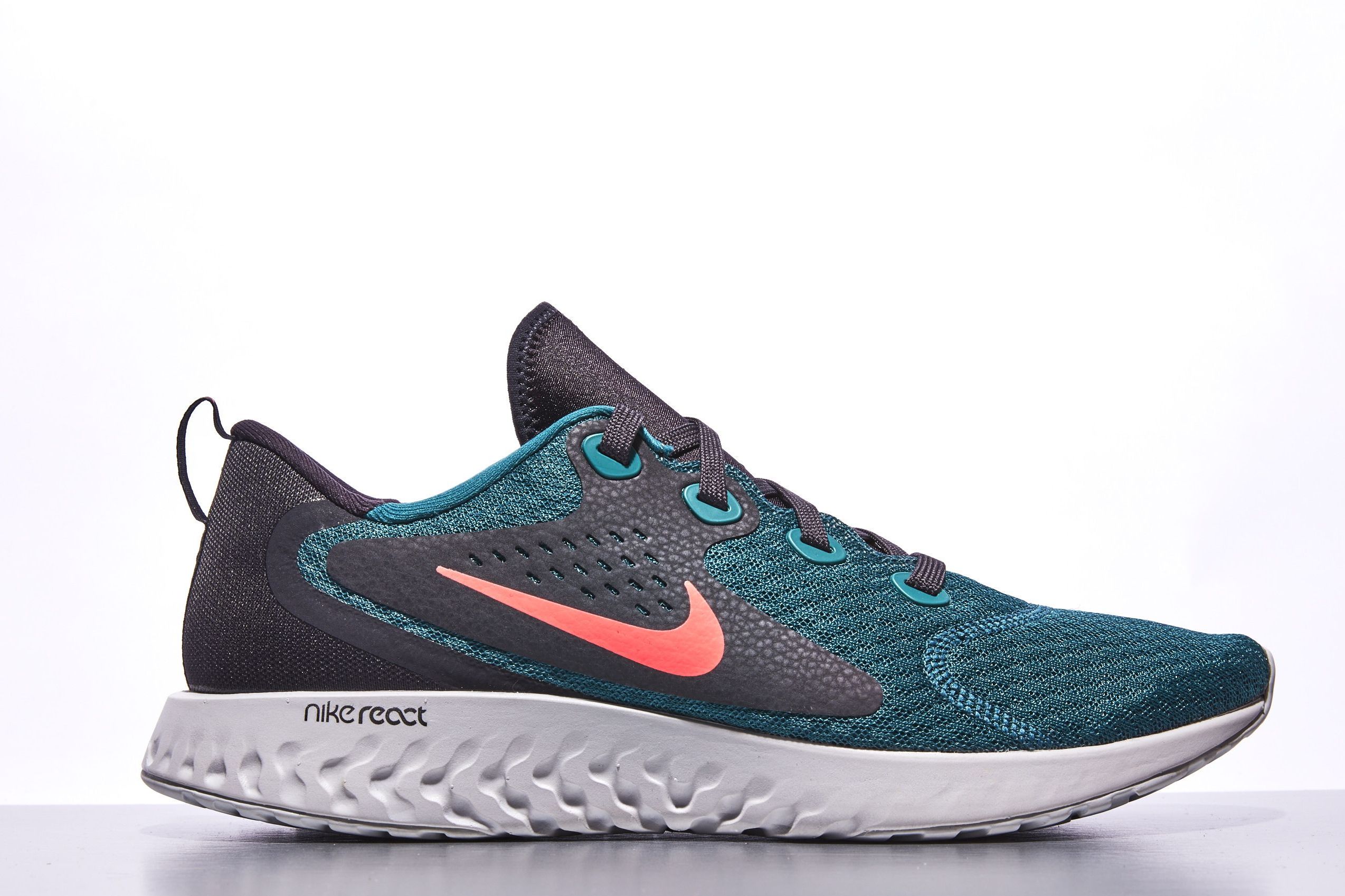 Best Nikes for Men 2019 | Nike Running Shoes for Men