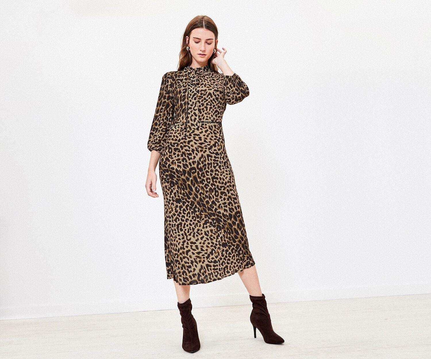 lorraine kelly leopard print dress today