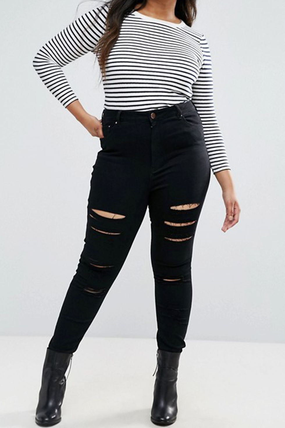 Cute Black Jean Outfit Ideas- 12 Refreshing Outfits That Rethink Your Old  Pair of Black Jeans