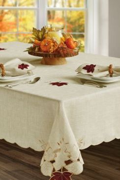 20 Perfect Thanksgiving Tablecloths for 2019 - Best Holiday Tablecloths