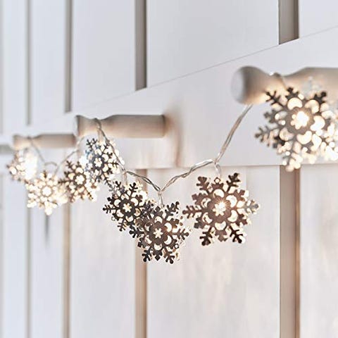 20 Best Christmas Window Lights 2019 - Pretty Christmas Lights for Windows