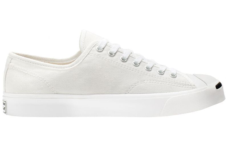 white low ankle converse
