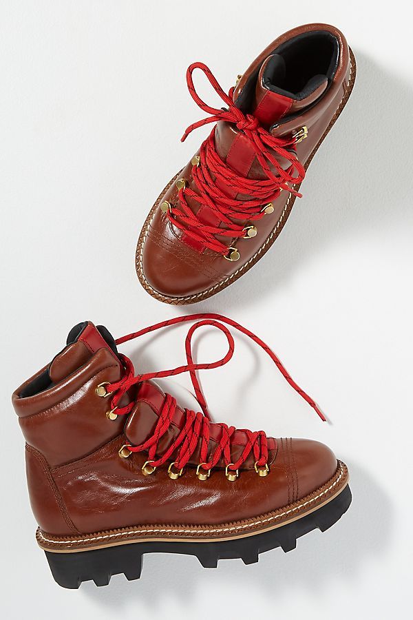 red laces hiking boots meaning
