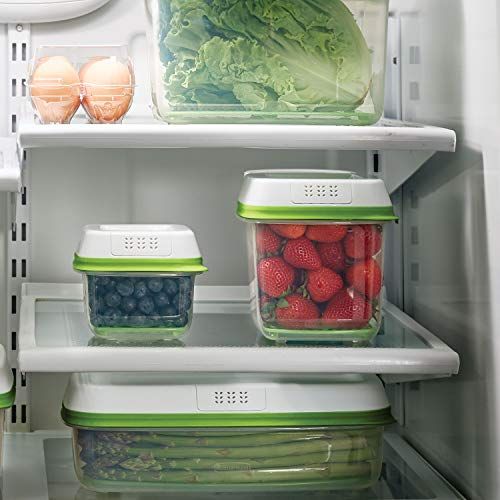 Rubbermaid Freshworks Produce Saver Food Storage Container