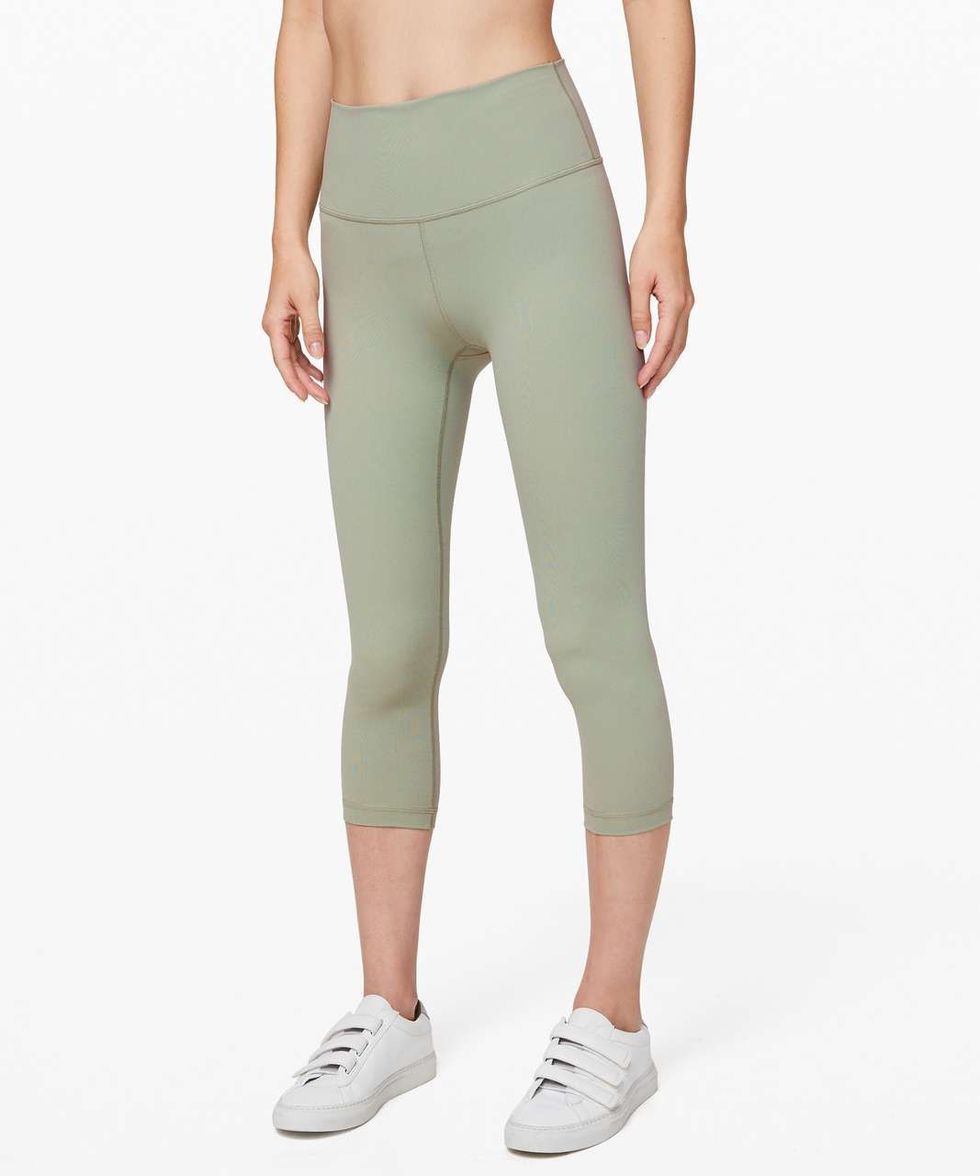 NWT---WHOLESALE LULULEMON WUNDER UNDER CROP,Discounted Lulu Candy Colors  Crops/Yoga Capris/Legging for Women,Free Shi…