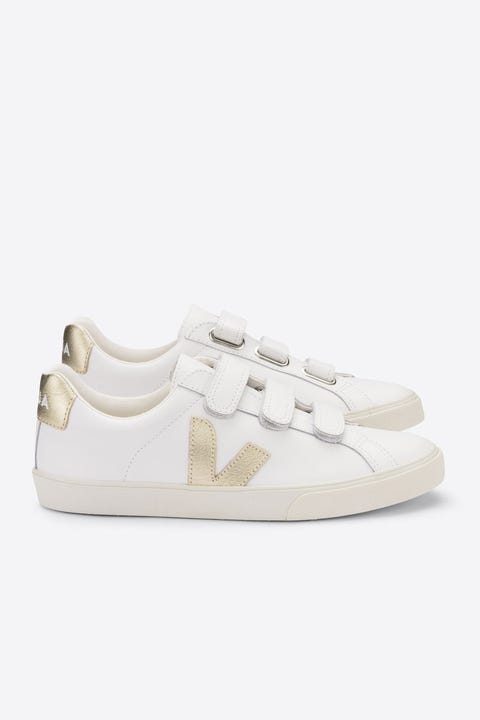 trending sneakers for teens