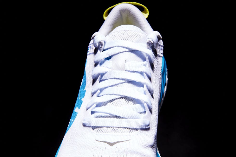 Hoka One One Carbon X