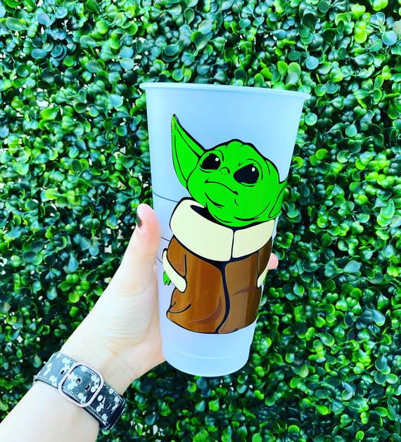 Baby Yoda Starbucks Cup