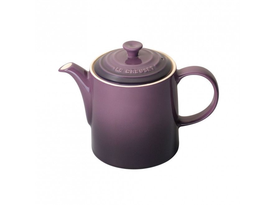 le creuset cassis tea kettle