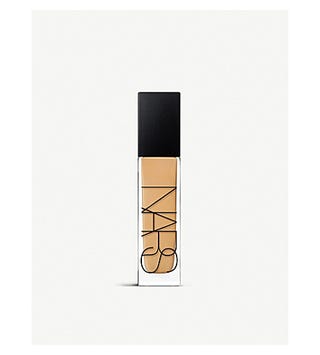 Natural Radiant Longwear Foundation