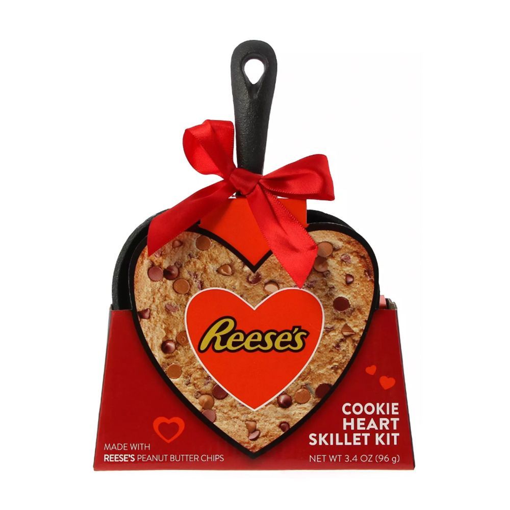 Reese’s Cookie Heart Skillet Kit