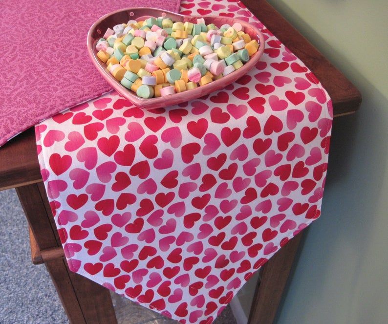 18 Diy Valentine S Day Decorations Easy Valentines Day Decor Ideas