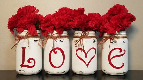 18 Diy Valentine S Day Decorations Easy Valentines Day Decor Ideas