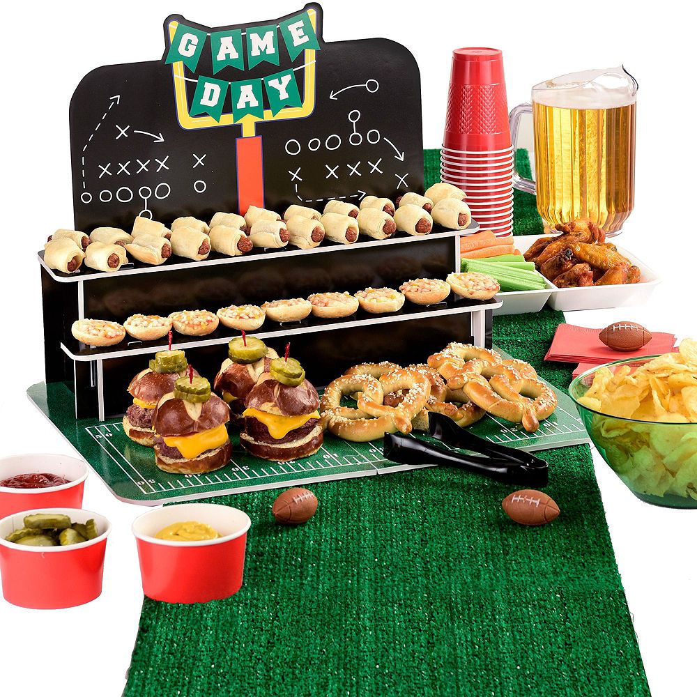 football party table decorations