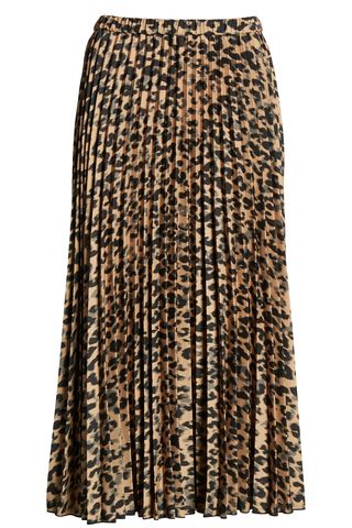 Kate Middleton Wears Zara Leopard Print Skirt to Visit Kids In Wales