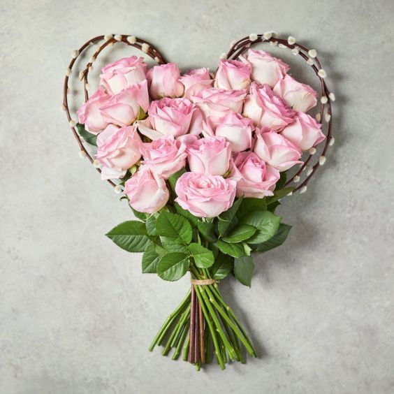 Valentines Flowers Rose Bouquet Ultimate Fragrance Fan