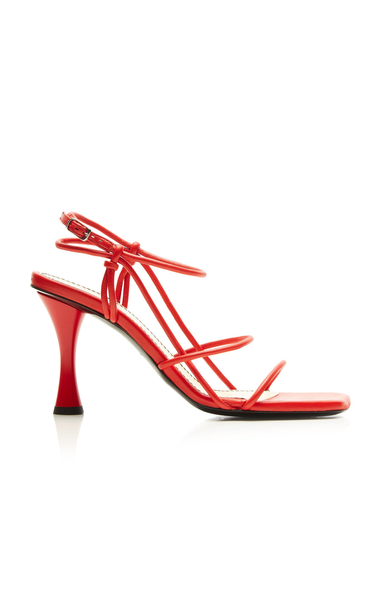 red colour ki sandal