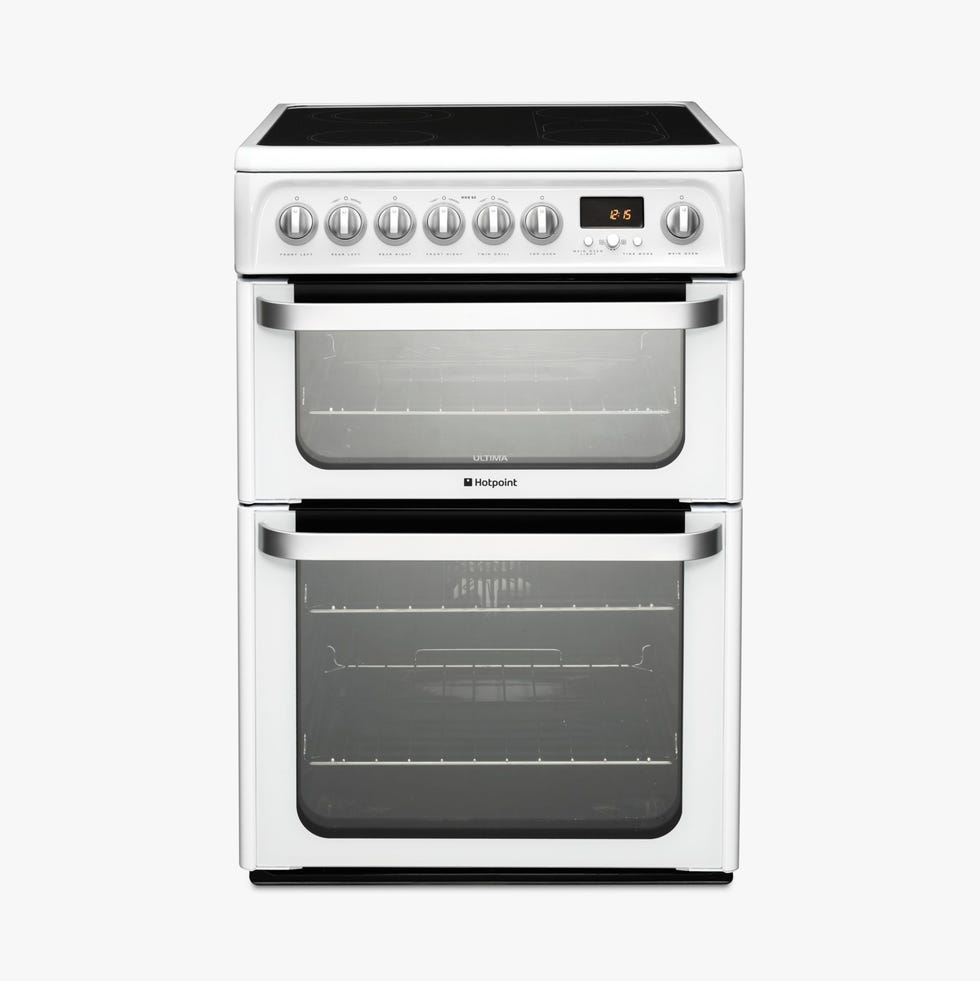 Hotpoint HUE62PS Electric Cooker