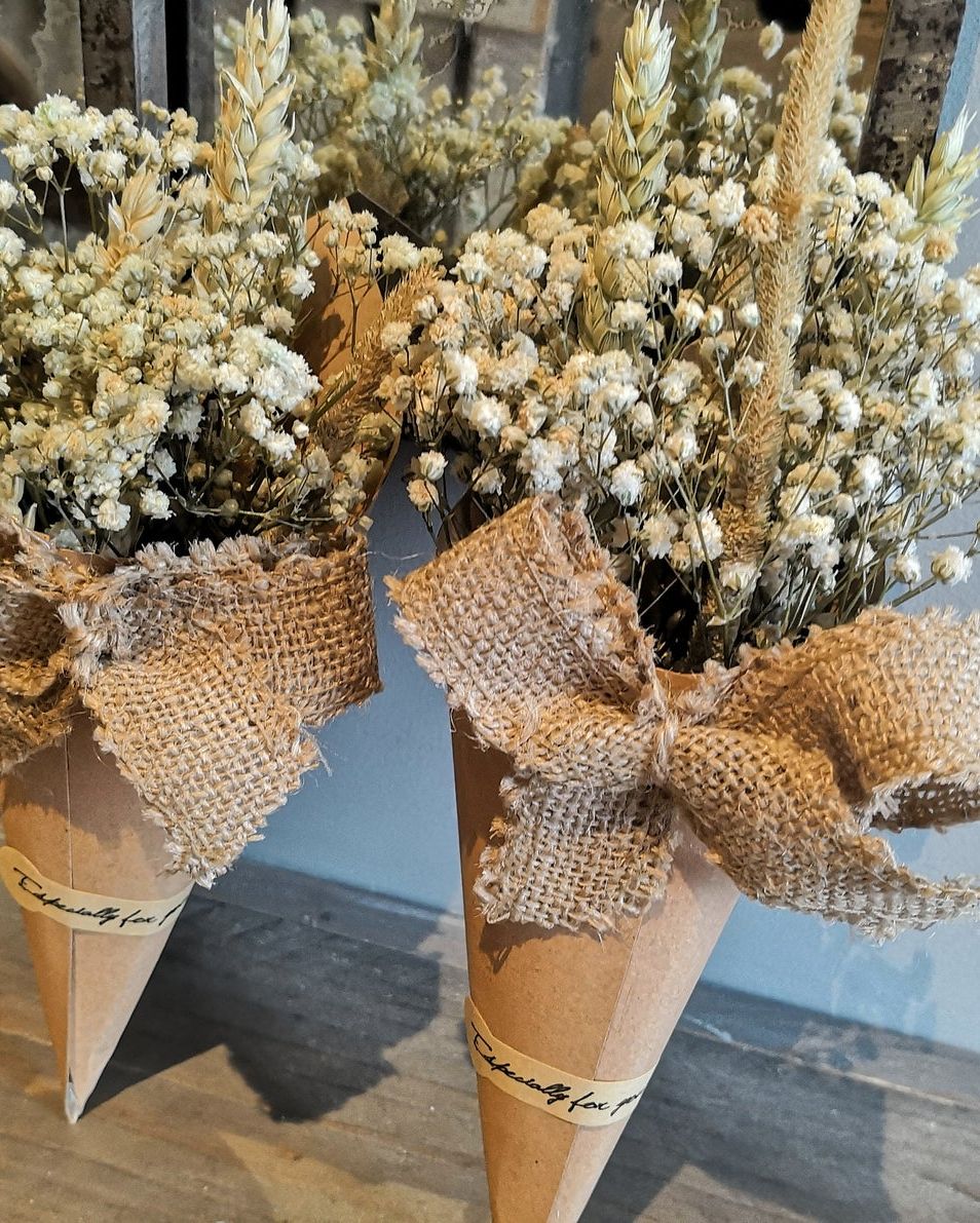 Dried Babys Breath (Dried Gypsophila) Natural Brown Color