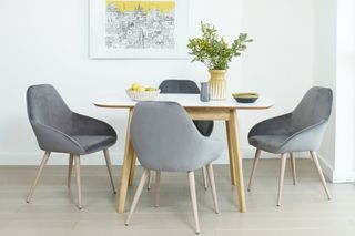 Maison – Extendable Dining Set – Grey