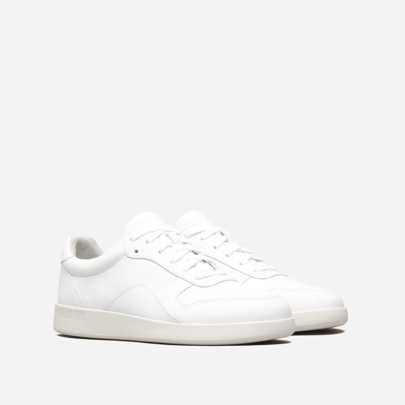 sneakers white