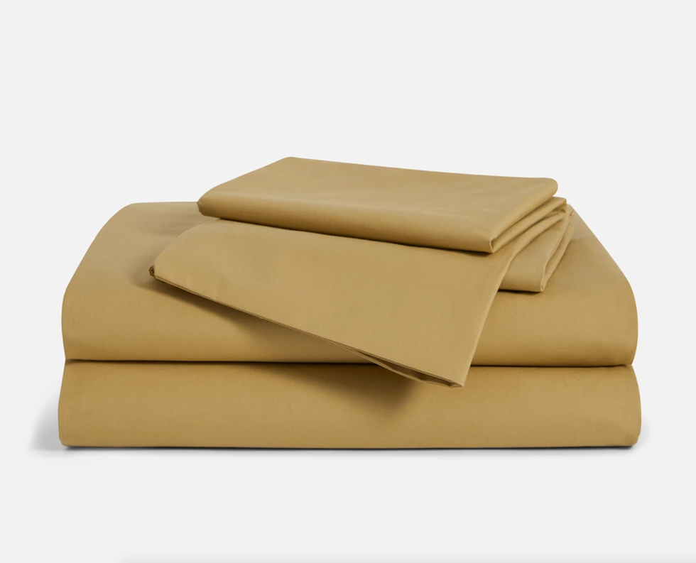 The Best Linen Bedsheets: Brooklinen, Parachute, & More 2023