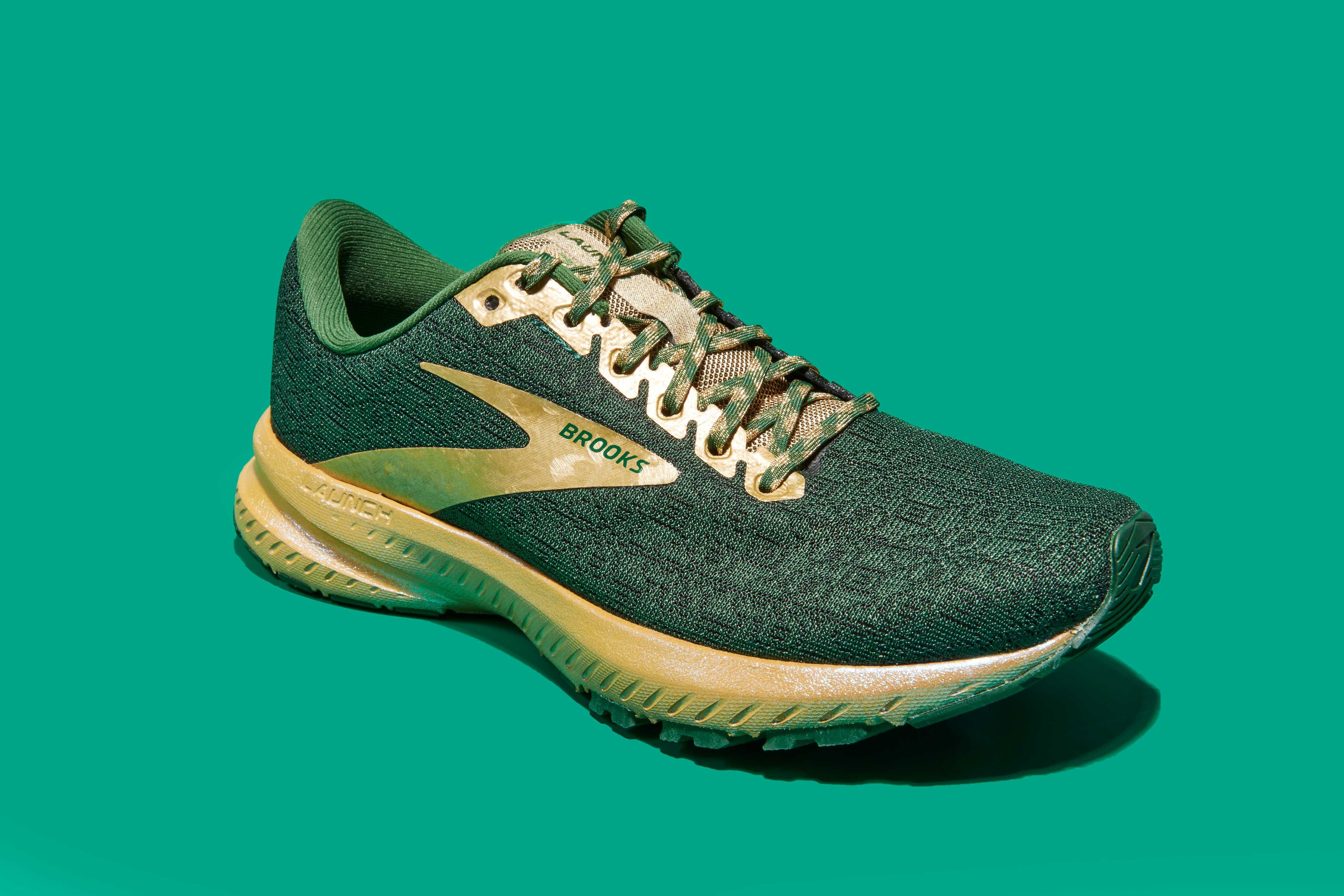 brooks clover shoes