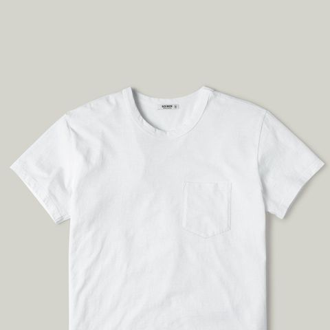 15 Best White T-Shirts for Men 2022, According to Experts