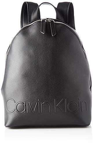 Lo zaino in eco-pelle di Calvin Klein