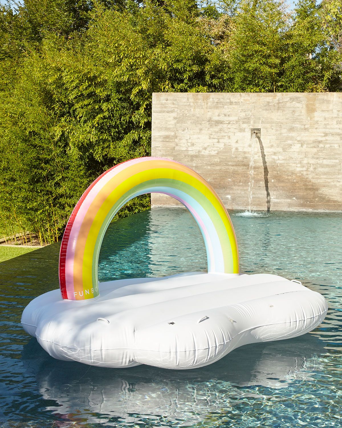 biggest pool floats