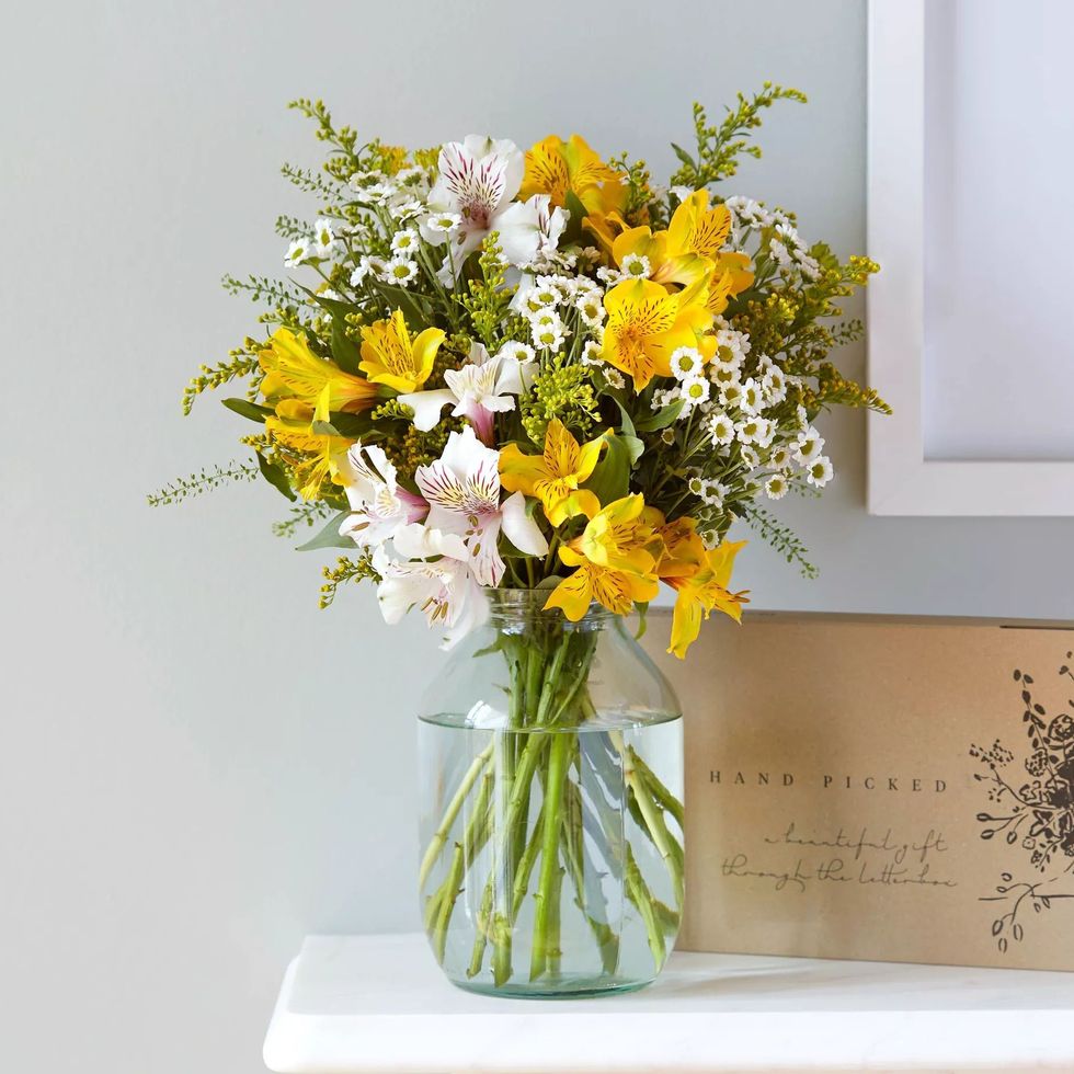 Mother's Day flowers: our favourite services with discounts