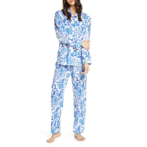 pajamas roberta wearing