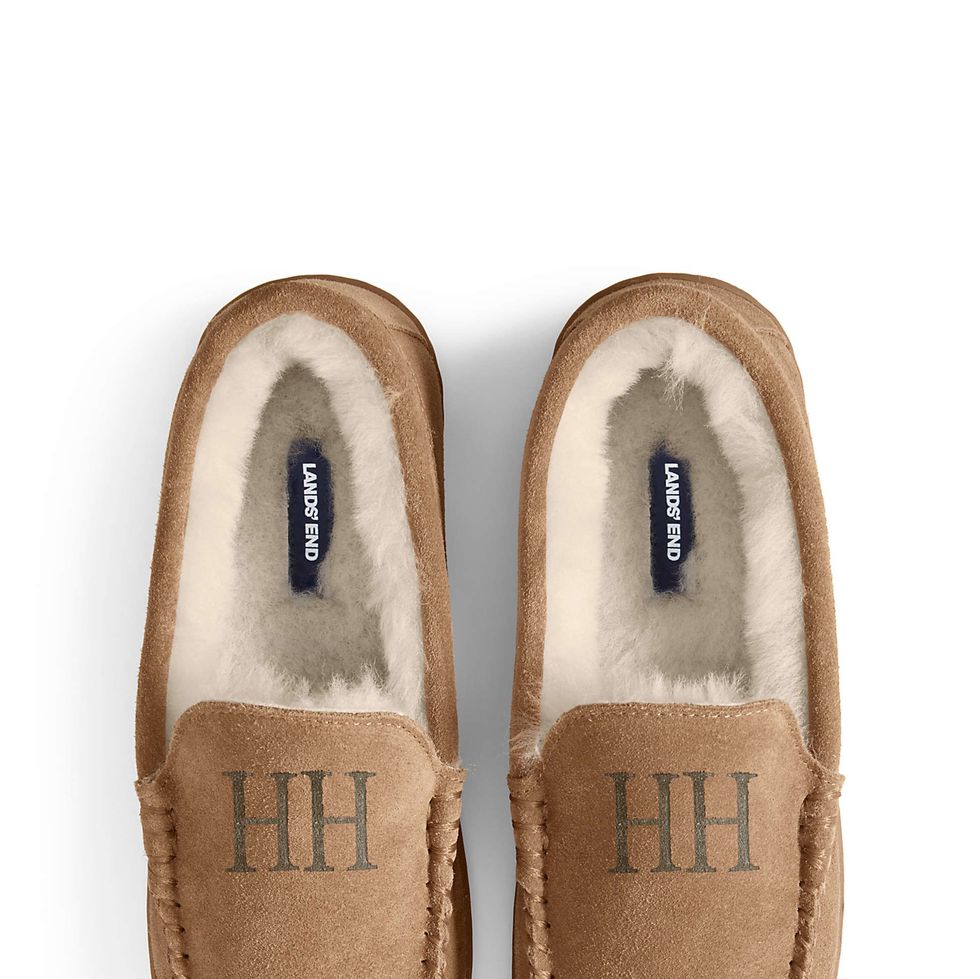 The 10+ Best Men's Slippers to Order Right Now