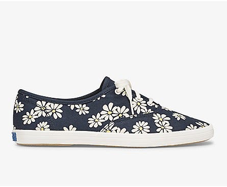 23 Best Shoe Brands - Cute Shoe Brands for Teens