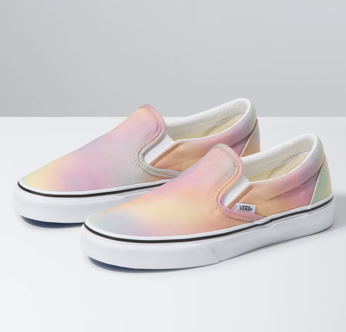 casual sneaker brands