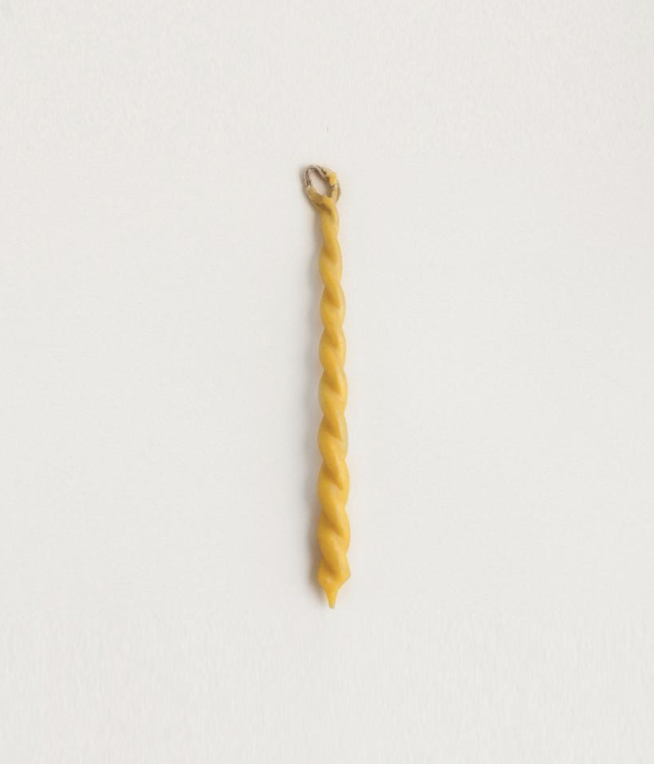 Il Buco Twisted Beeswax candle