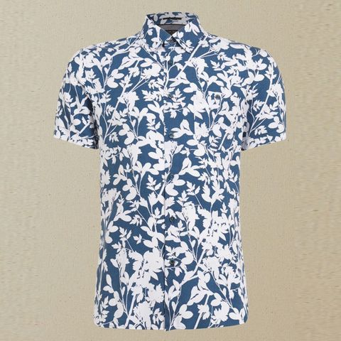15 Best Hawaiian Shirts for Men This Summer 2022