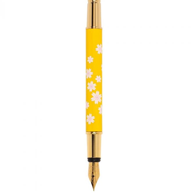 Sakura yellow fountain pen