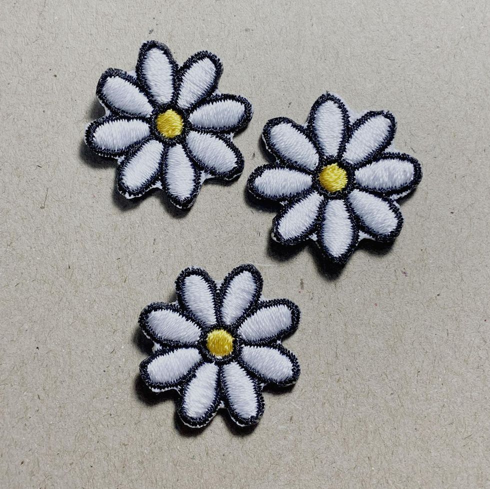 Buy 1 Pair Ironing Floral Embroidered Patches For Clothes Iron On Embroidery  Stickers Applique Flowers Decoration Badge Patches Online - 360 Digitizing  - Embroidery Designs