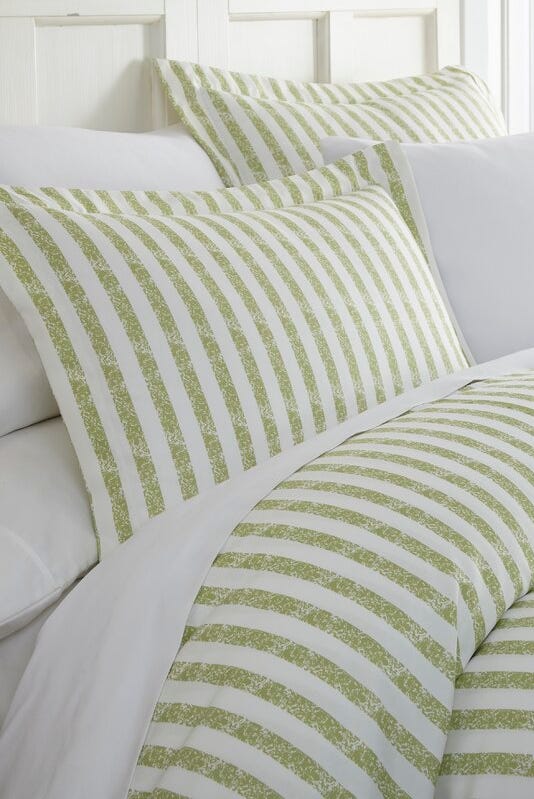 Full/Queen Duvet + 2 Shams Kiril Duvet Cover Set Full/Queen Duvet + 2 Shams Kiril Duvet Cover Set